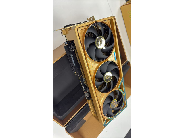 ASUS ROG Astral GeForce RTX 5080 16GB GDDR7, picture 6